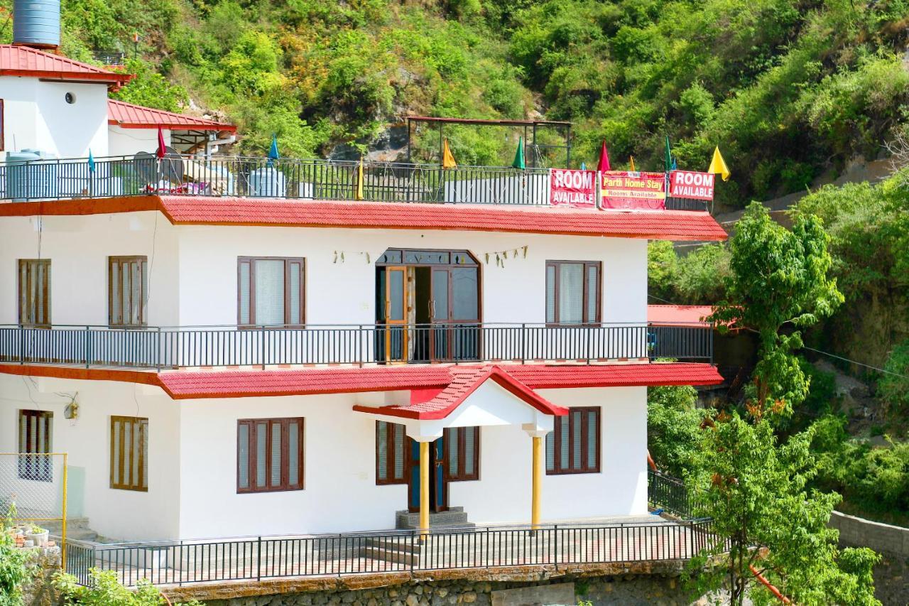 Spot On 37977 Parth Home Stay Мусори Екстериор снимка